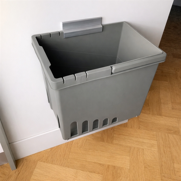 Biospand-med-huller-til-madaffald-11liter-bred-montering