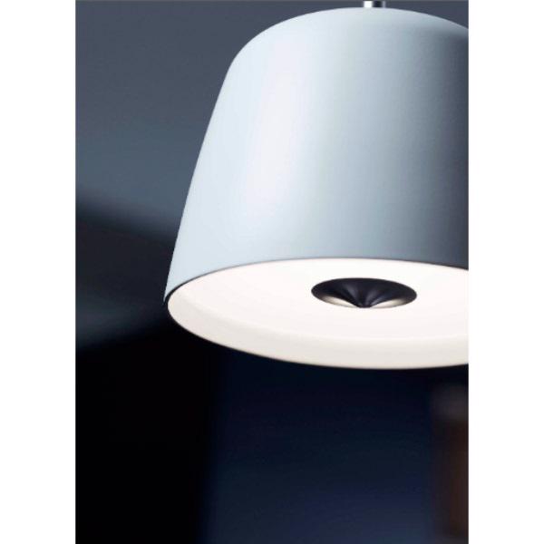 "Noir by Loevschall" LED pendel Ø132 i hvid - Lille designer lampe fx til over køkkenbordet