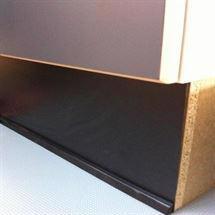 Sandliste i sort plast 10 x 16 x 3100mm